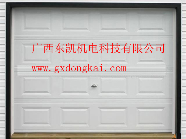 翻板车库门CM-01